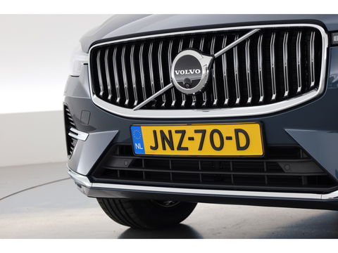 Volvo XC60 2.0 T6 Plug-in hybrid AWD Plus Bright | Leer | Pano-dak | 360 camera | ACC | Blis | H&K Audio |
