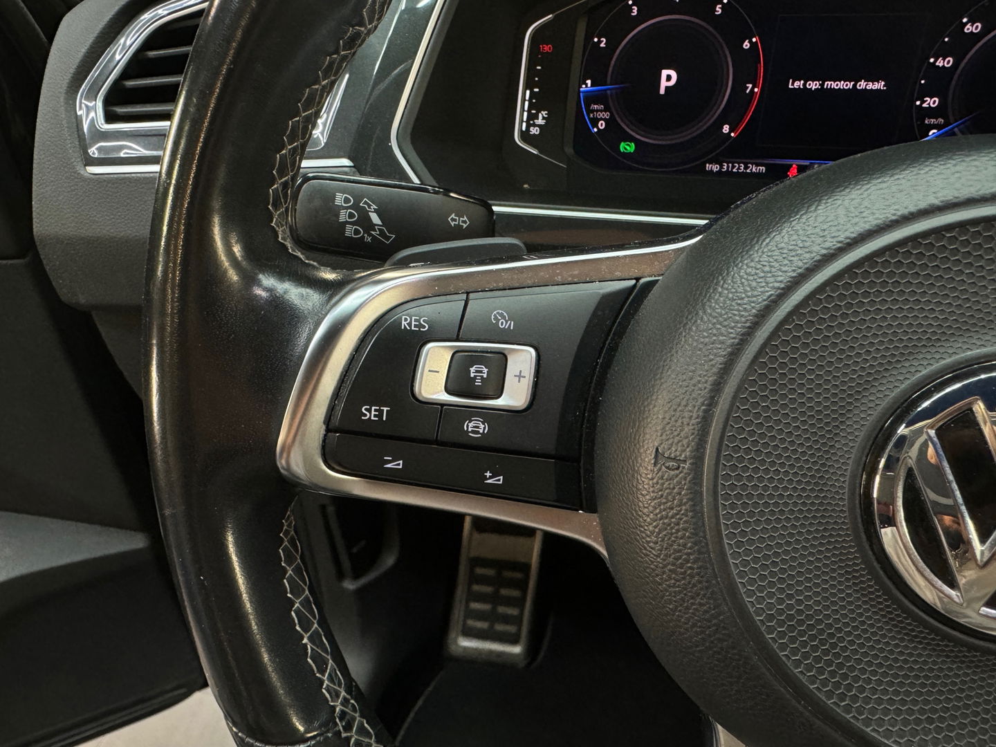 Volkswagen Tiguan 1.5 TSI ACT R Line ACC|Keyless|Camera|NAP