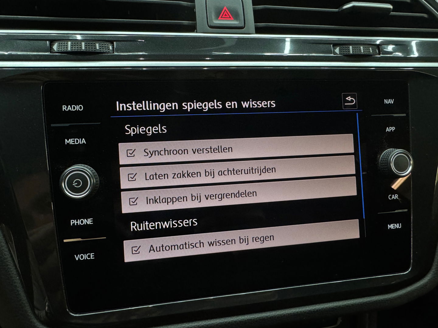 Volkswagen Tiguan 1.5 TSI ACT R Line ACC|Keyless|Camera|NAP