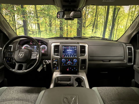 Dodge Ram 1500 5.7 V8 Quad Cab 6'4 Classic | Origineel Nederlands | Apple Carplay | Android Auto | Panorama dak | Airconditioning | Cruise Control |