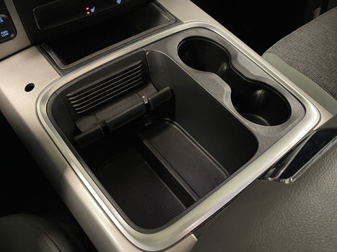 Dodge Ram 1500 5.7 V8 Quad Cab 6'4 Classic | Origineel Nederlands | Apple Carplay | Android Auto | Panorama dak | Airconditioning | Cruise Control |