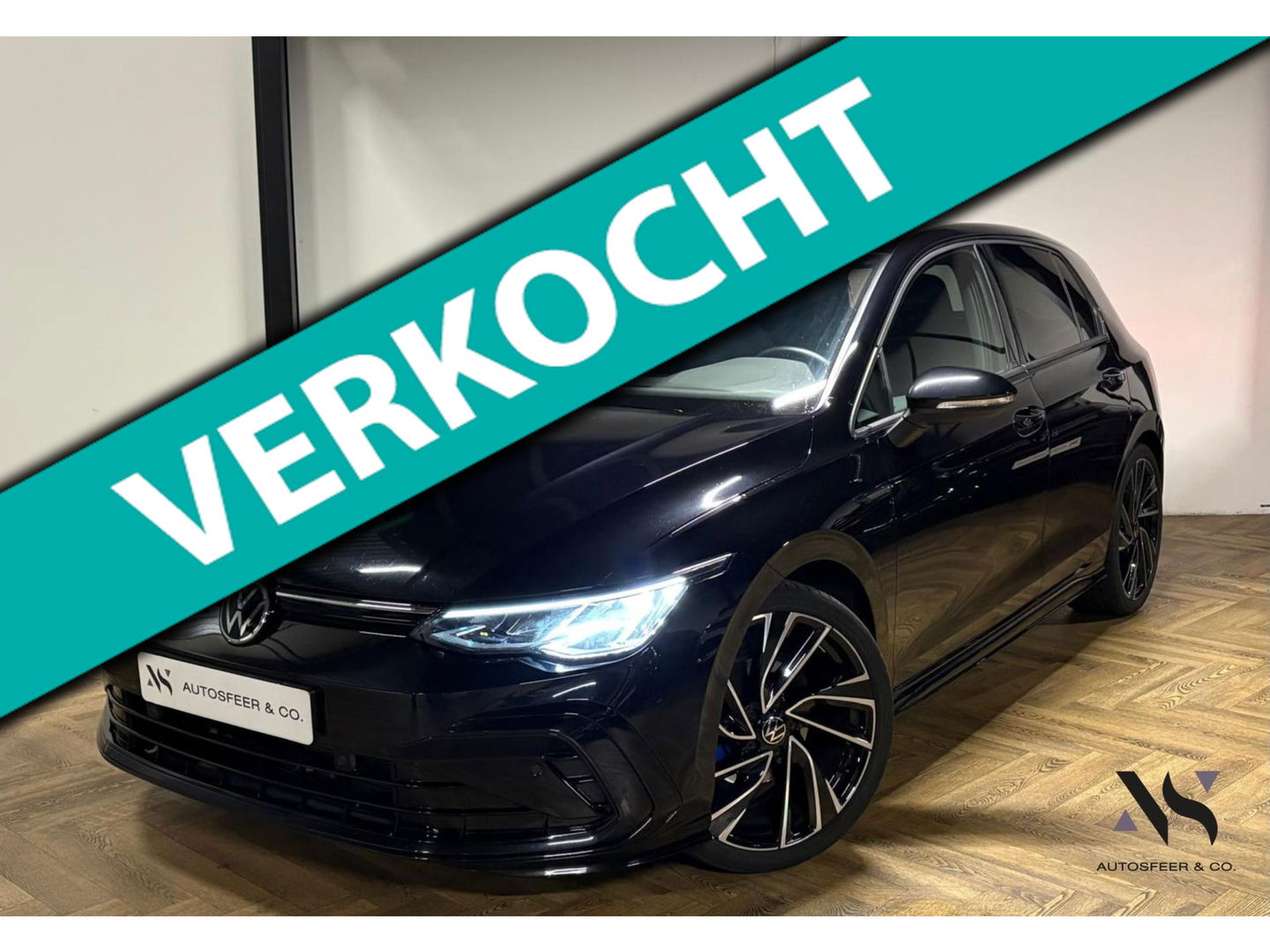 Volkswagen Golf 1.5 eTSI R-Line CAM PDC KEYLESS