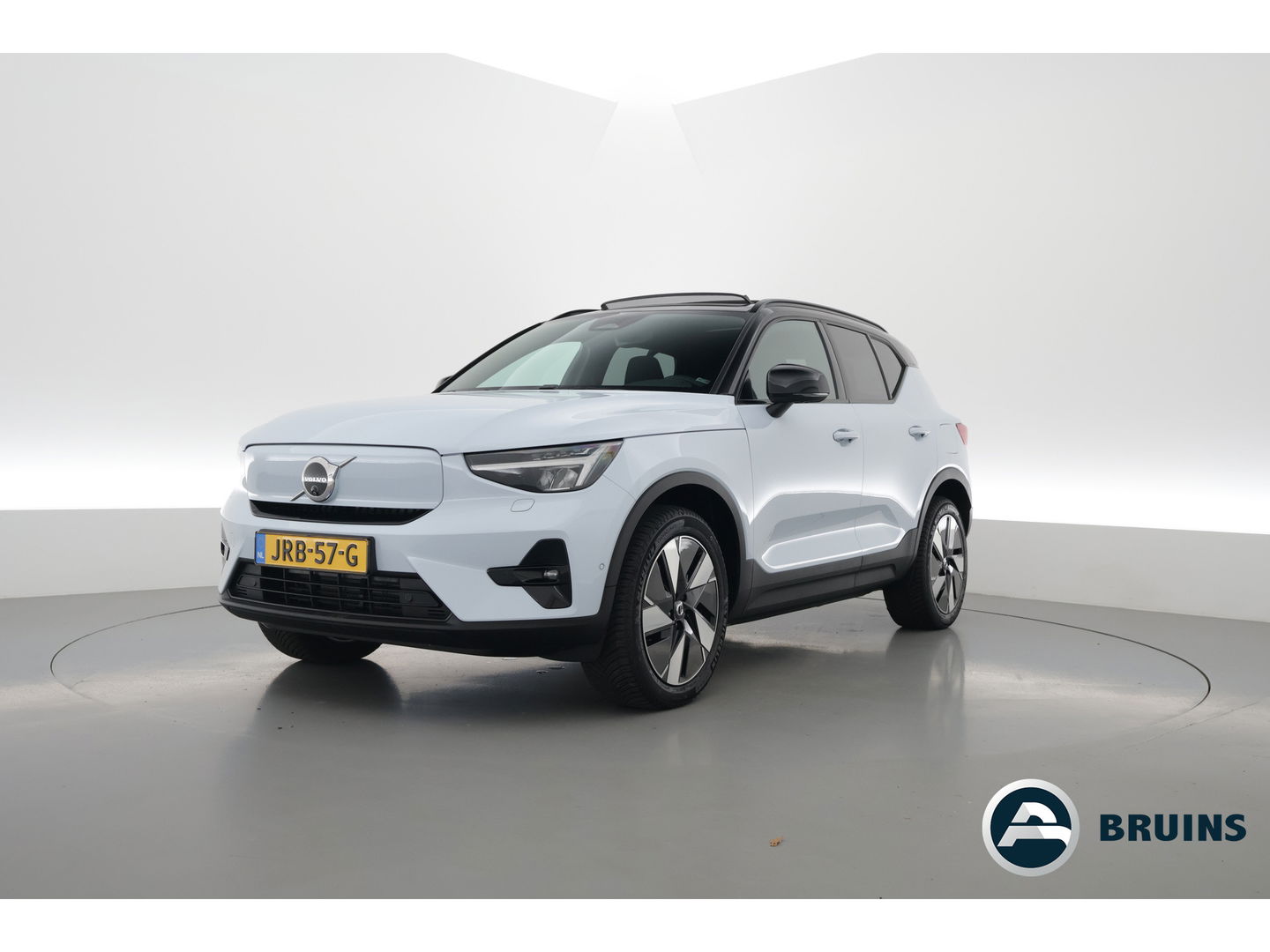 Volvo XC40 Recharge Twin Ultimate 82 kWh | 536 km WLTP |  Pano-dak | H&K Audio | 360 camera | Elek. Stoelen |