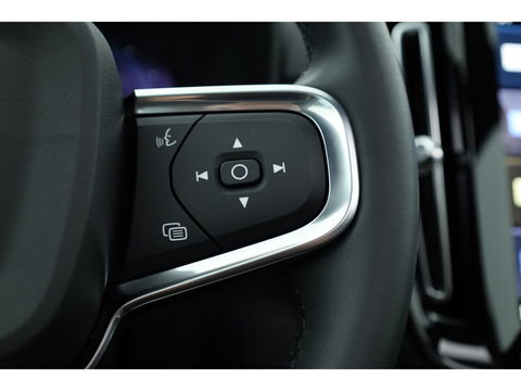 Volvo XC40 Recharge Twin Ultimate 82 kWh | 536 km WLTP |  Pano-dak | H&K Audio | 360 camera | Elek. Stoelen |