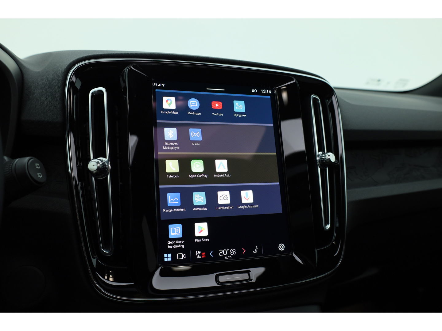 Volvo XC40 Recharge Twin Ultimate 82 kWh | 536 km WLTP |  Pano-dak | H&K Audio | 360 camera | Elek. Stoelen |