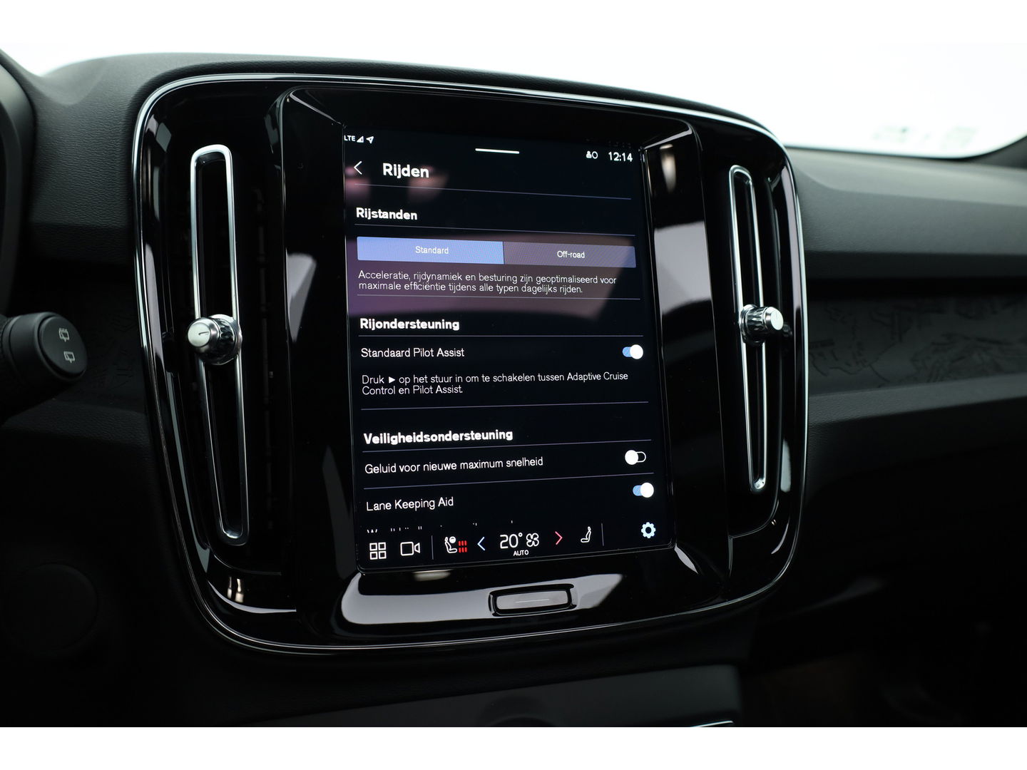 Volvo XC40 Recharge Twin Ultimate 82 kWh | 536 km WLTP |  Pano-dak | H&K Audio | 360 camera | Elek. Stoelen |