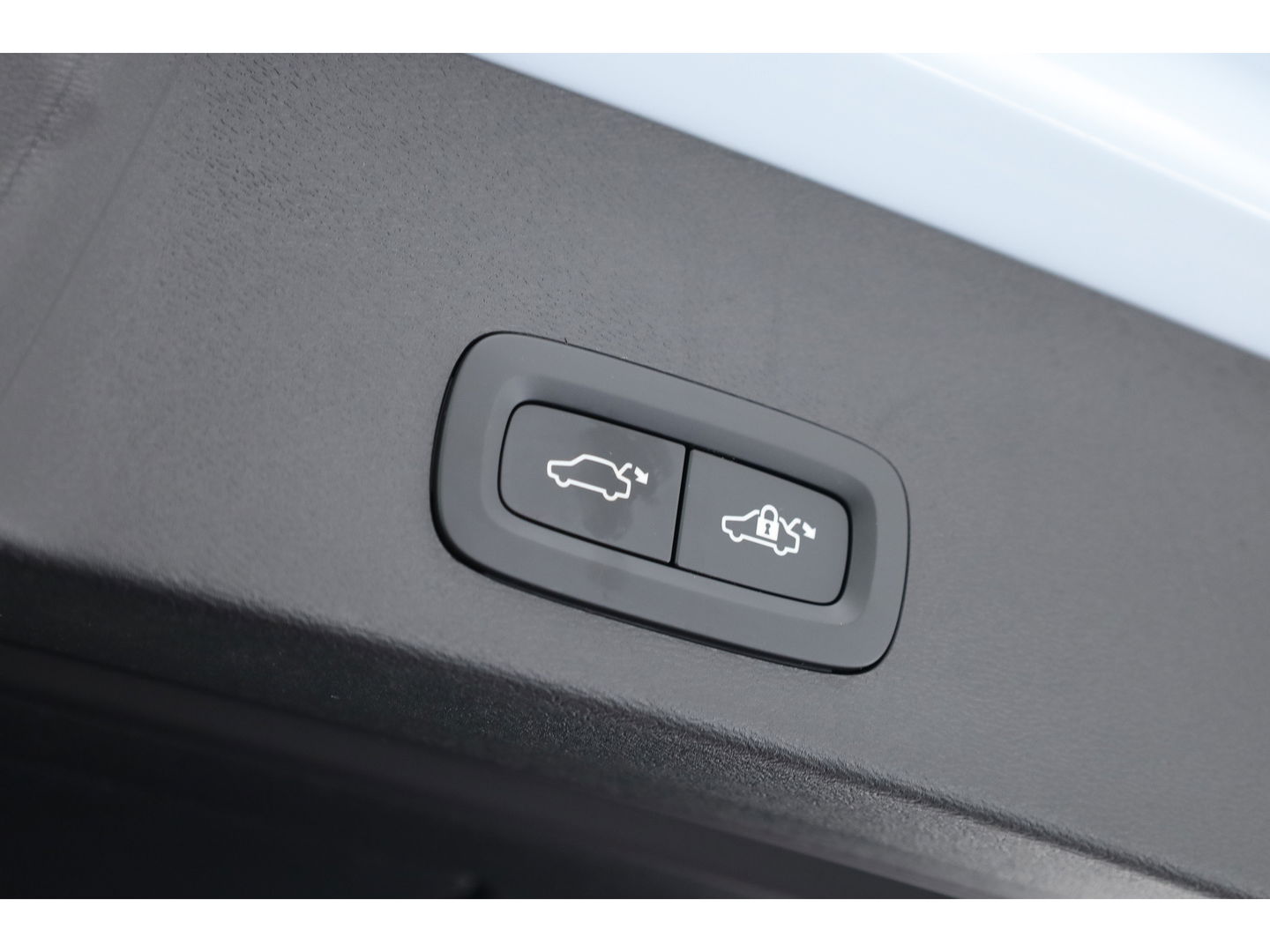 Volvo XC40 Recharge Twin Ultimate 82 kWh | 536 km WLTP |  Pano-dak | H&K Audio | 360 camera | Elek. Stoelen |