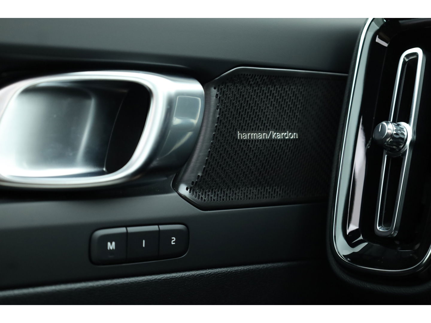 Volvo XC40 Recharge Twin Ultimate 82 kWh | 536 km WLTP |  Pano-dak | H&K Audio | 360 camera | Elek. Stoelen |