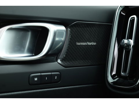 Volvo XC40 Recharge Twin Ultimate 82 kWh | 536 km WLTP |  Pano-dak | H&K Audio | 360 camera | Elek. Stoelen |