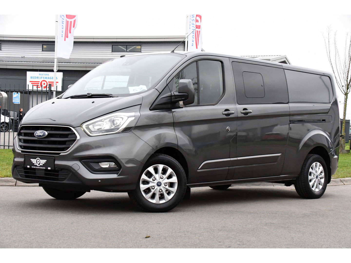 Ford Transit Custom 320 2.0 TDCI L2H1 Limited DC Cruise, Camera, Carplay, 170pk, Automaat, 2 x Schuifdeur, Sensoren, Led, Stoelverwarming, Uniek!
