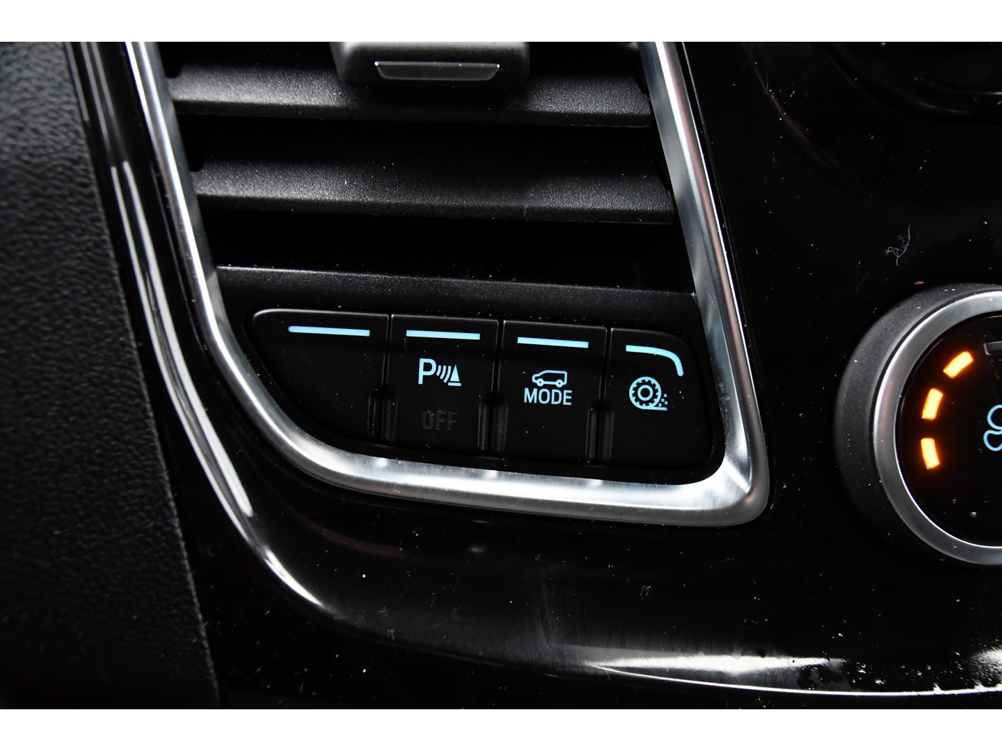 Ford Transit Custom 320 2.0 TDCI L2H1 Sport Adaptieve Cruise, Camera, Carplay, 185pk, Automaat, Xenon, Leder, Stoelverwarming, Uniek!