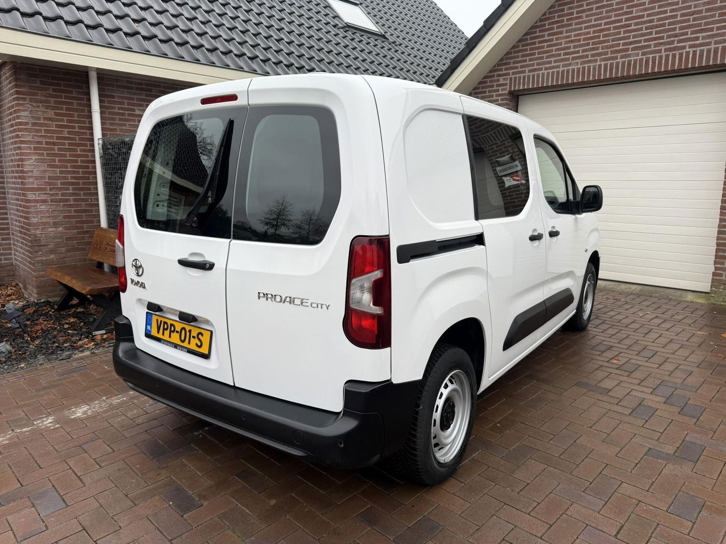 Toyota PROACE CITY 1.5 D-4D Live airco cruise nap