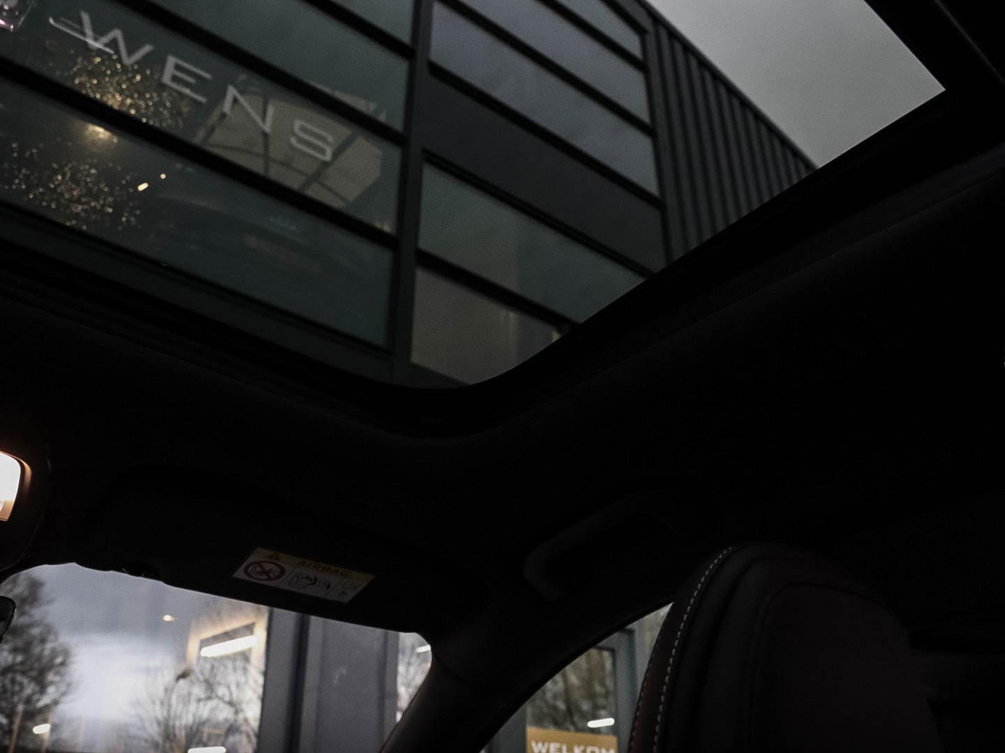 Volvo XC60 T6 AWD Plus Black Edition MY2026 Panoramadak 21'' Harman Kardon Zwarte hemel