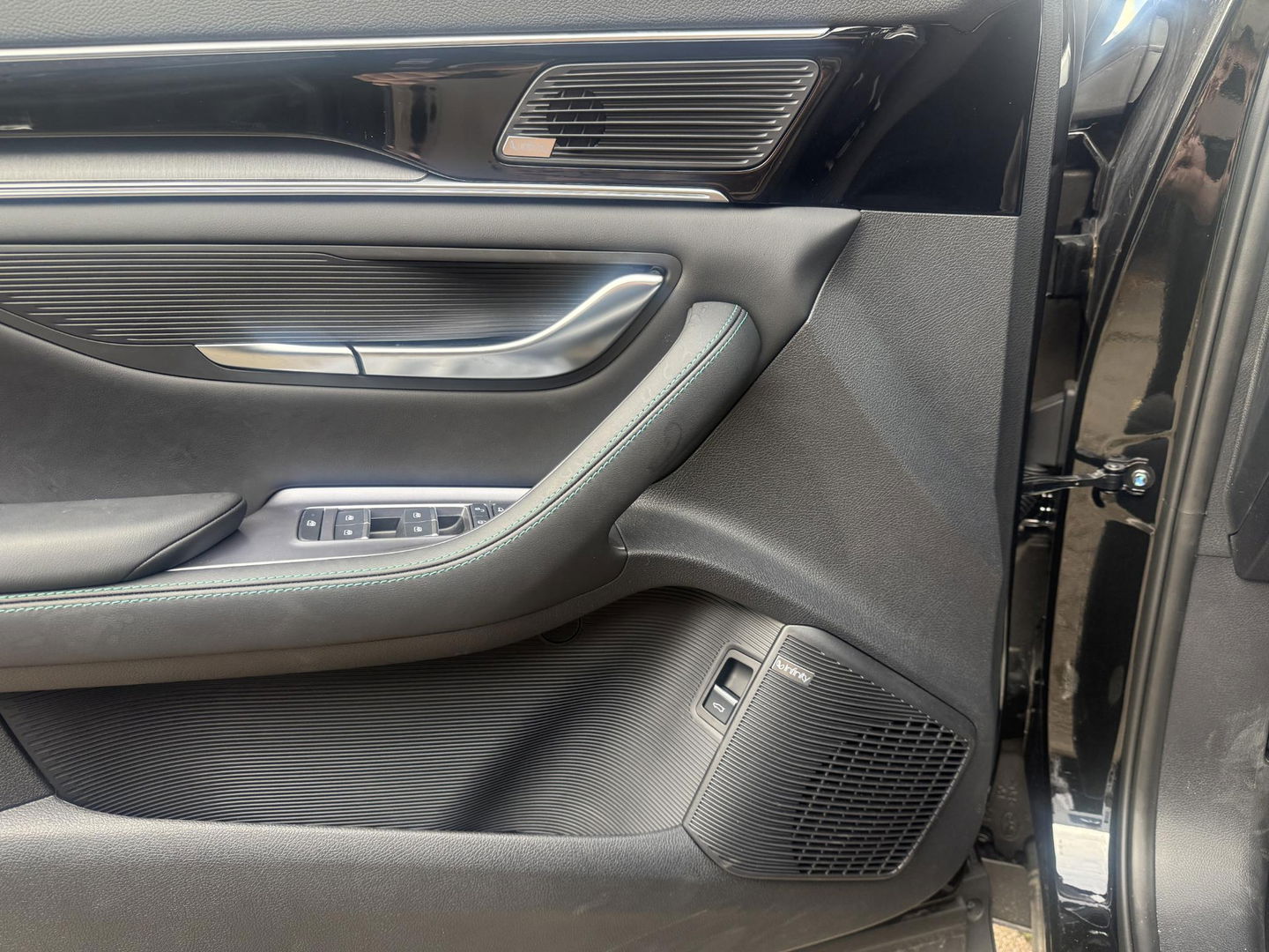 BYD SEAL U 1.5 T DM-i Comfort 291pk 125km elektrisch 26,6kwh