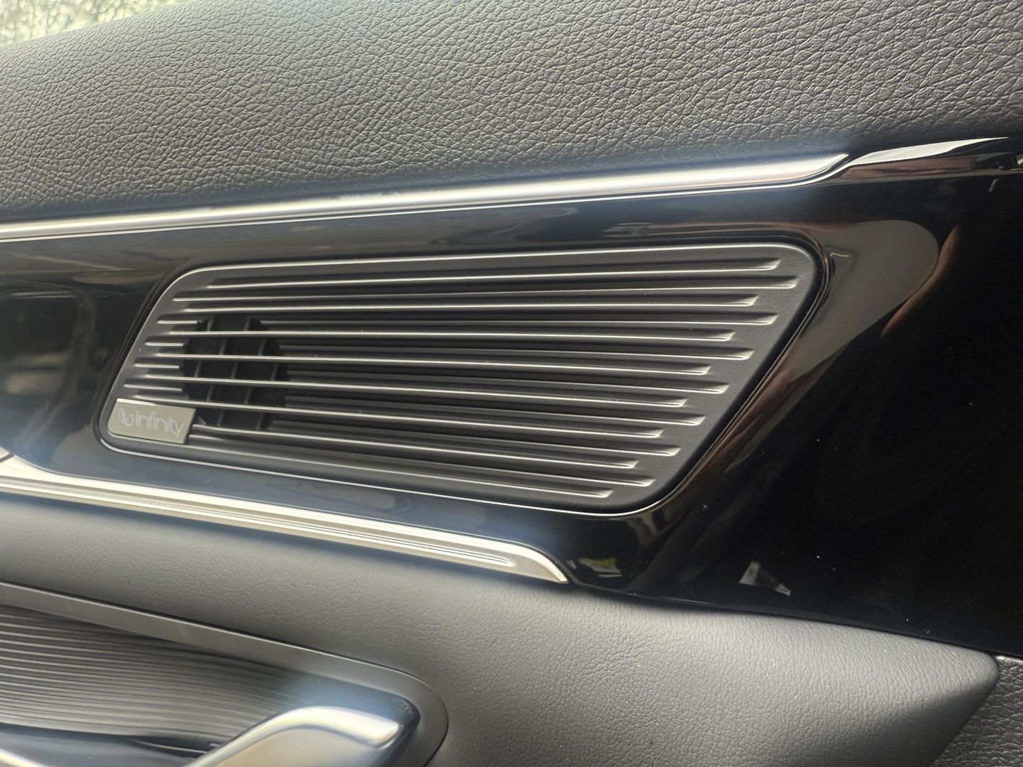 BYD SEAL U 1.5 T DM-i Comfort 291pk 125km elektrisch 26,6kwh