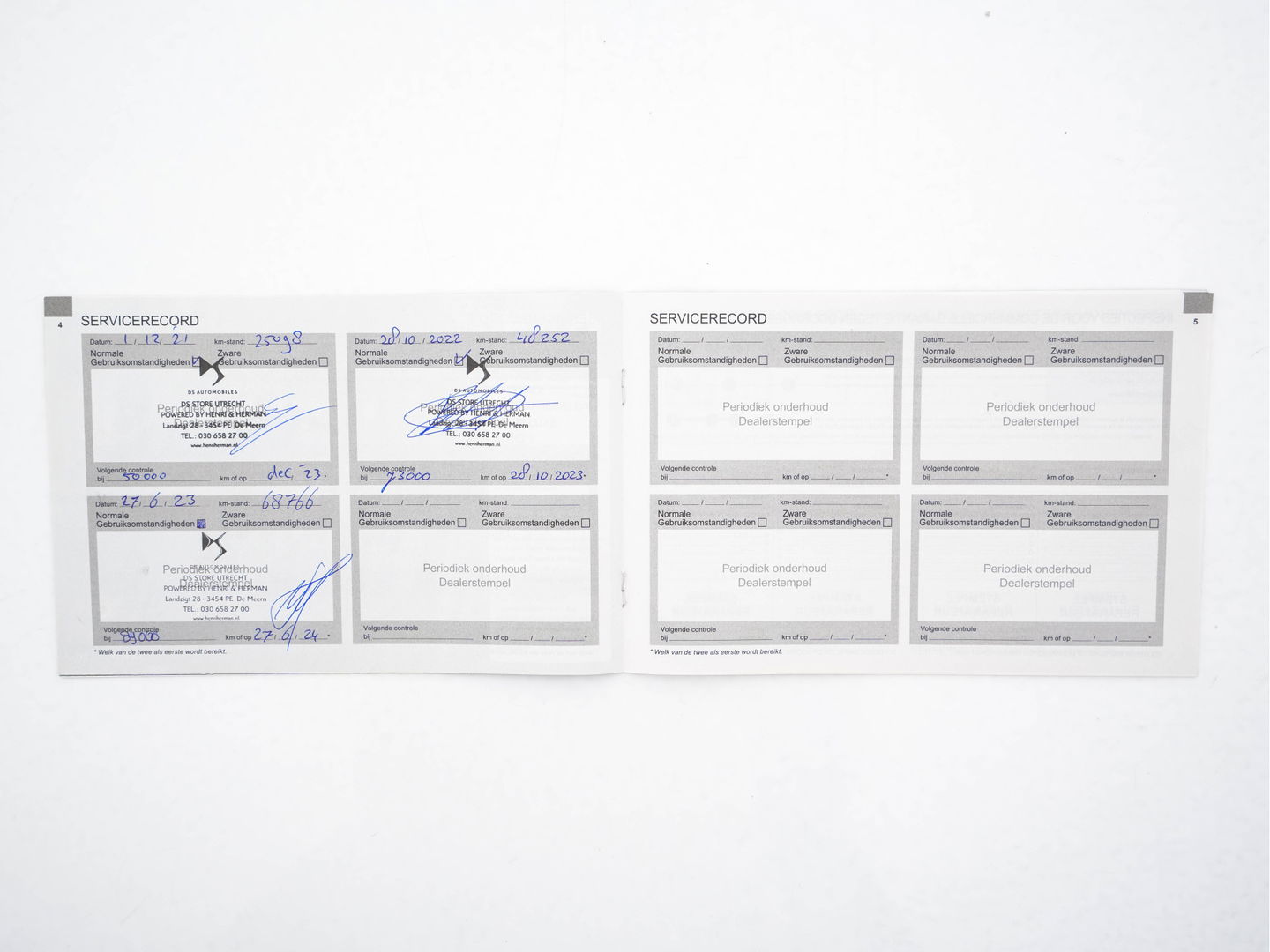 DS DS 3 Crossback E-Tense Performance Line+ 50 kWh [ 3-Fase ] {SOH-90%} (INCL-BTW) *LEATHER-FABRIC | MATRIX-LED | ADAPTIVE-CRUISE | DIGI-COCKPIT | HEATED-SPORTSEATS | CAMERA | KEYLESS | NAVI-FULLMAP | DAB+ | ECC | PDC | PRIVACY-GLASS | 18''ALU*