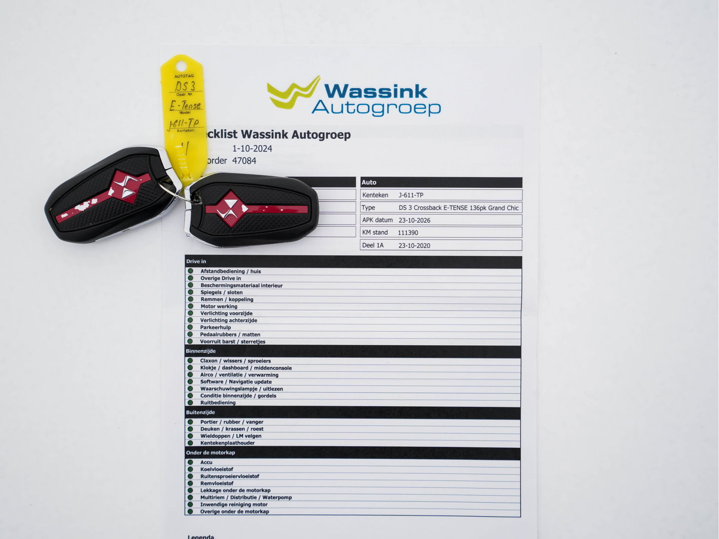 DS DS 3 Crossback E-Tense Performance Line+ 50 kWh [ 3-Fase ] {SOH-90%} (INCL-BTW) *LEATHER-FABRIC | MATRIX-LED | ADAPTIVE-CRUISE | DIGI-COCKPIT | HEATED-SPORTSEATS | CAMERA | KEYLESS | NAVI-FULLMAP | DAB+ | ECC | PDC | PRIVACY-GLASS | 18''ALU*