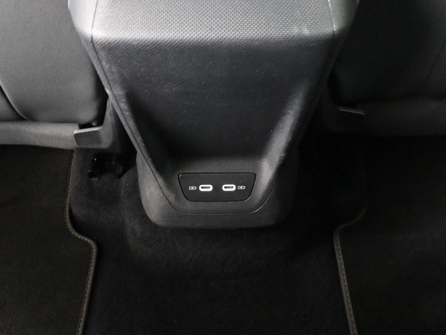 CUPRA Born Adrenaline One 62 kWh | Stoelverwarming | Adaptive cruise | Camera | Carplay | Stuurverwarming | Sfeerverlichting | Navigatie | Full LED | Keyless