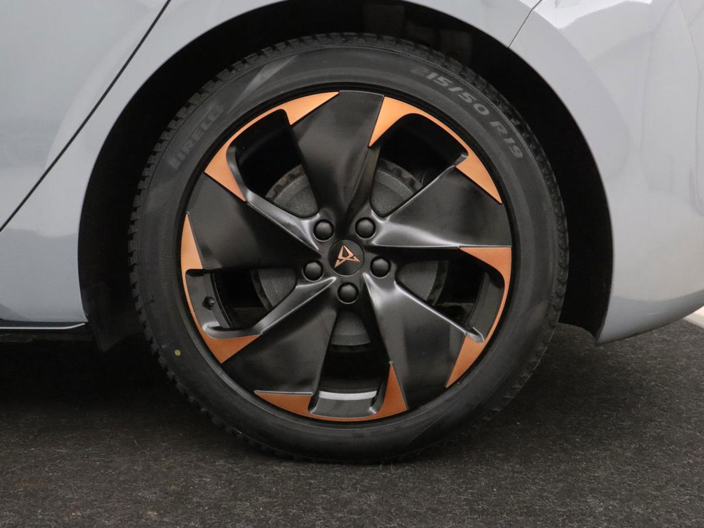 CUPRA Born Adrenaline One 62 kWh | Stoelverwarming | Adaptive cruise | Camera | Carplay | Stuurverwarming | Sfeerverlichting | Navigatie | Full LED | Keyless