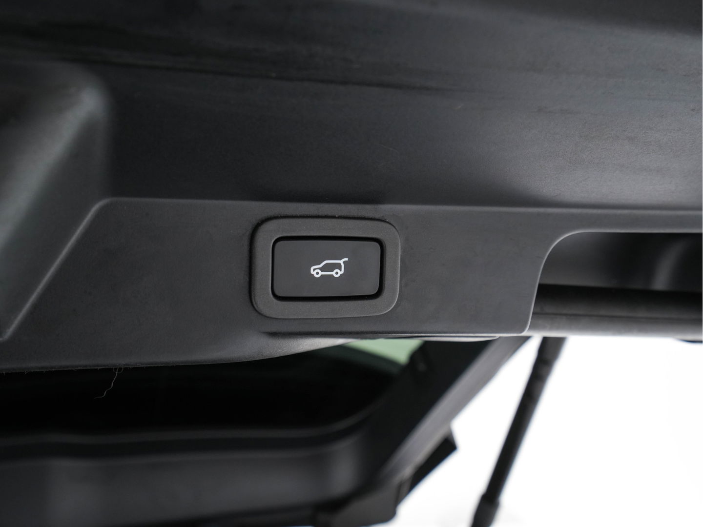 Land Rover Range Rover Sport 3.0 SDV6 HSE Dynamic Aut. *PANO | LUXURY-LEATHER | BI-XENON | NAVI-FULLMAP | CAMERA | KEYLESS | AIR-SUSPENSION | ECC | PDC | CRUISE | PRIVACY-GLASS | SHIFT-PADDLES | BREMBO-BRAKES | COMFORT-SEATS | 21''ALU*