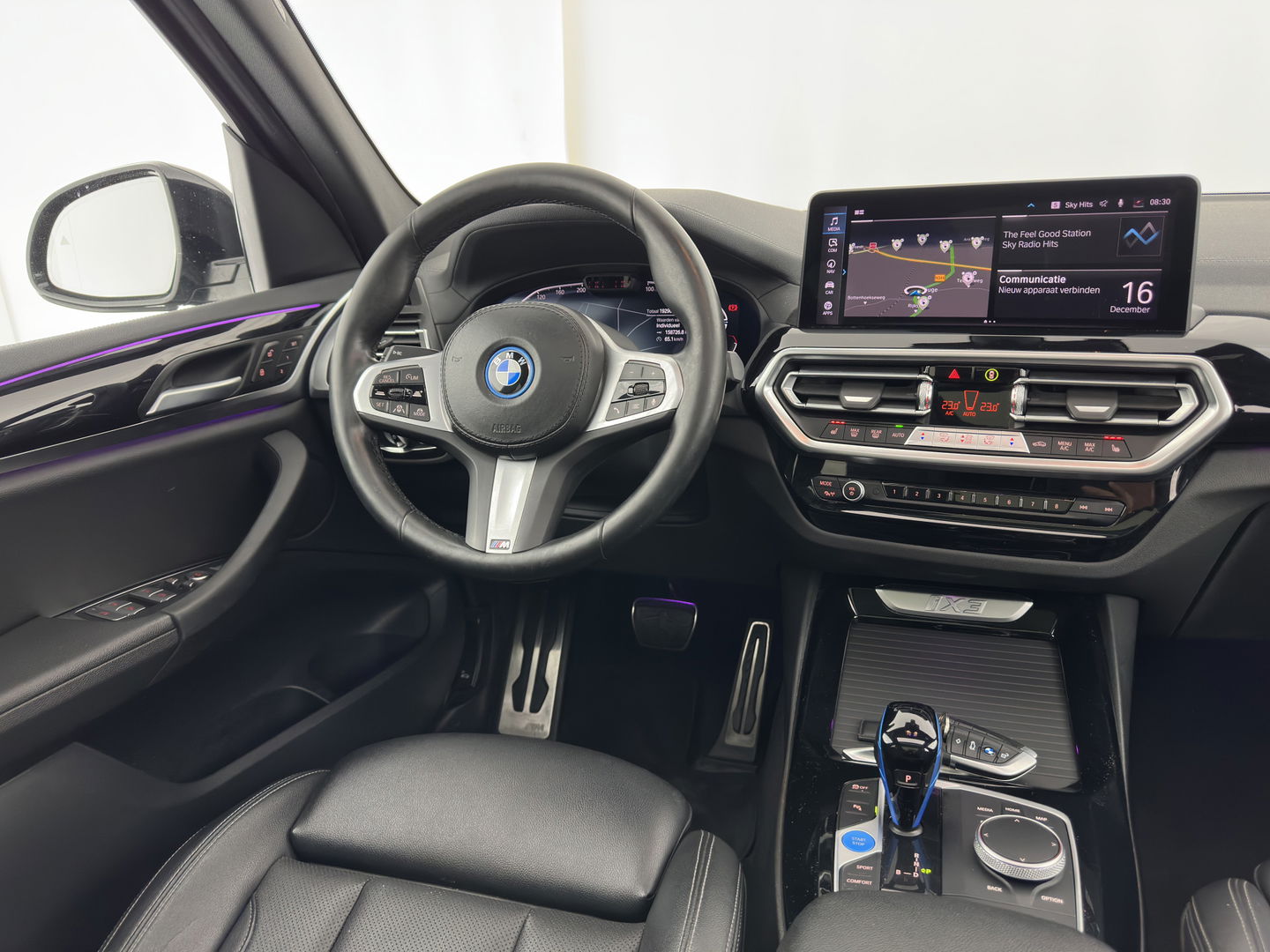 BMW iX3 Executive 80 kWh M-Sportpack [ 3-Fase ] (INCL-BTW) Aut. *PANO | FULL-LEATHER | ADAPTIVE-CRUISE | FULL-LED | BLIND-SPOT | DIGI-COCKPIT | HEATED-COMFORTSEATS | CAMERA | DAB+ | NAVI-FULLMAP | 19''ALU*