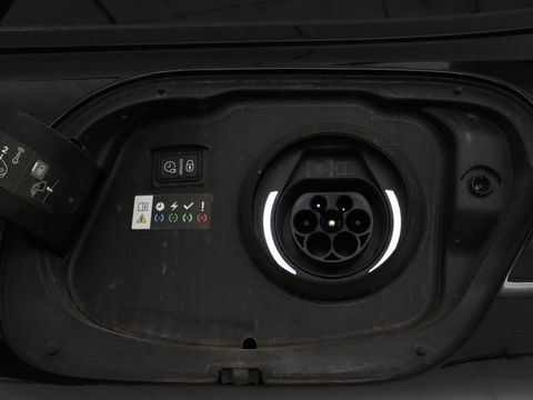 Peugeot 308 1.6 Plug-in Hybrid 180 Allure | Half leder | Camera | Carplay | Navigatie | Full LED | Cruise control | Climate control | Digital Cockpit | PHEV