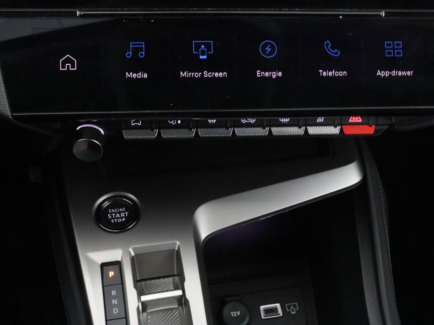 Peugeot 308 1.6 Plug-in Hybrid 180 Allure | Half leder | Camera | Carplay | Navigatie | Full LED | Cruise control | Climate control | Digital Cockpit | PHEV