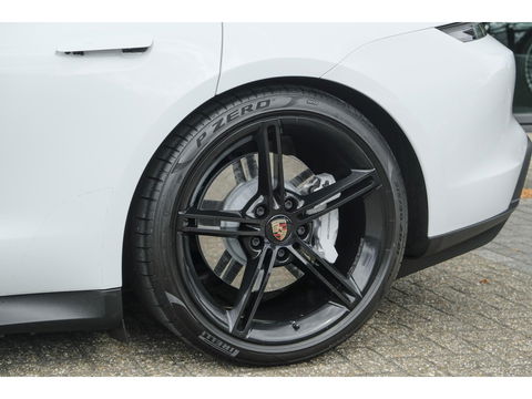 Porsche Taycan 4S 571pk Performance Plus 93 kWh 4-wielsturing PSCB brakes *BTW* Bose Adaptieve sportstoelen Matrix led Warmtepomp 21" LMV