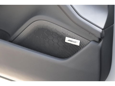 Porsche Taycan 4S 571pk Performance Plus 93 kWh 4-wielsturing PSCB brakes *BTW* Bose Adaptieve sportstoelen Matrix led Warmtepomp 21" LMV