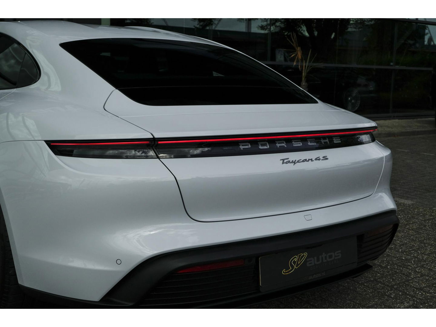 Porsche Taycan 4S 571pk Performance Plus 93 kWh 4-wielsturing PSCB brakes *BTW* Bose Adaptieve sportstoelen Matrix led Warmtepomp 21" LMV