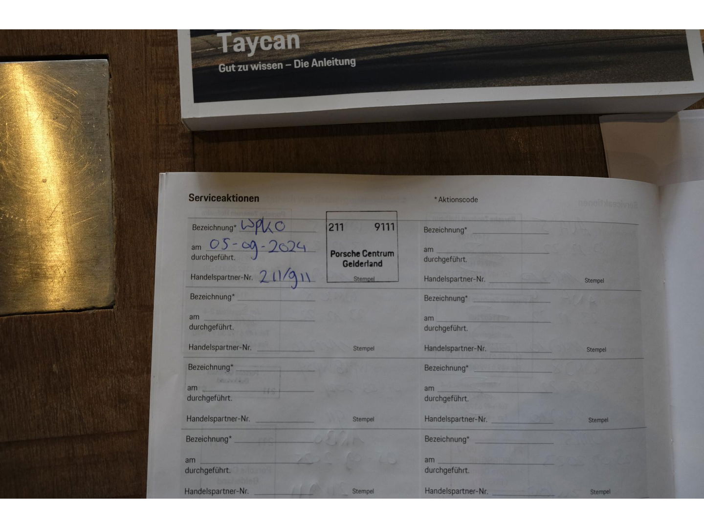 Porsche Taycan 4S 571pk Performance Plus 93 kWh 4-wielsturing PSCB brakes *BTW* Bose Adaptieve sportstoelen Matrix led Warmtepomp 21" LMV