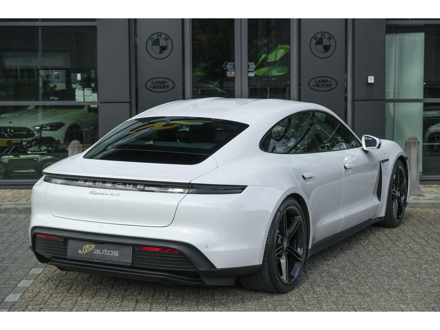 Porsche Taycan 4S 571pk Performance Plus 93 kWh 4-wielsturing PSCB brakes *BTW* Bose Adaptieve sportstoelen Matrix led Warmtepomp 21" LMV