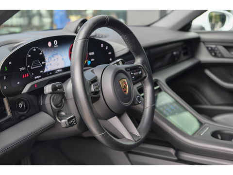 Porsche Taycan 4S 571pk Performance Plus 93 kWh 4-wielsturing PSCB brakes *BTW* Bose Adaptieve sportstoelen Matrix led Warmtepomp 21" LMV