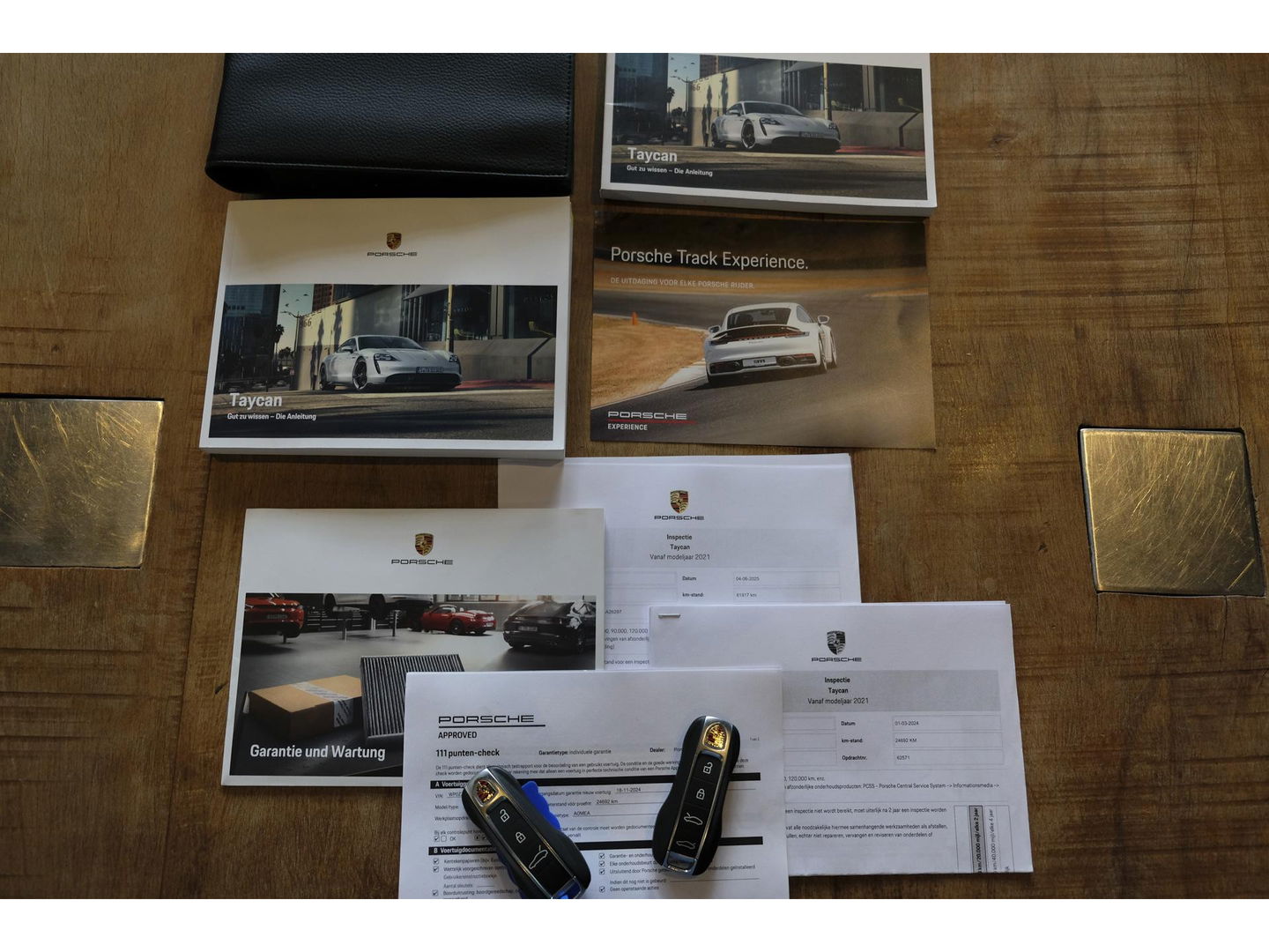 Porsche Taycan 4S 571pk Performance Plus 93 kWh 4-wielsturing PSCB brakes *BTW* Bose Adaptieve sportstoelen Matrix led Warmtepomp 21" LMV