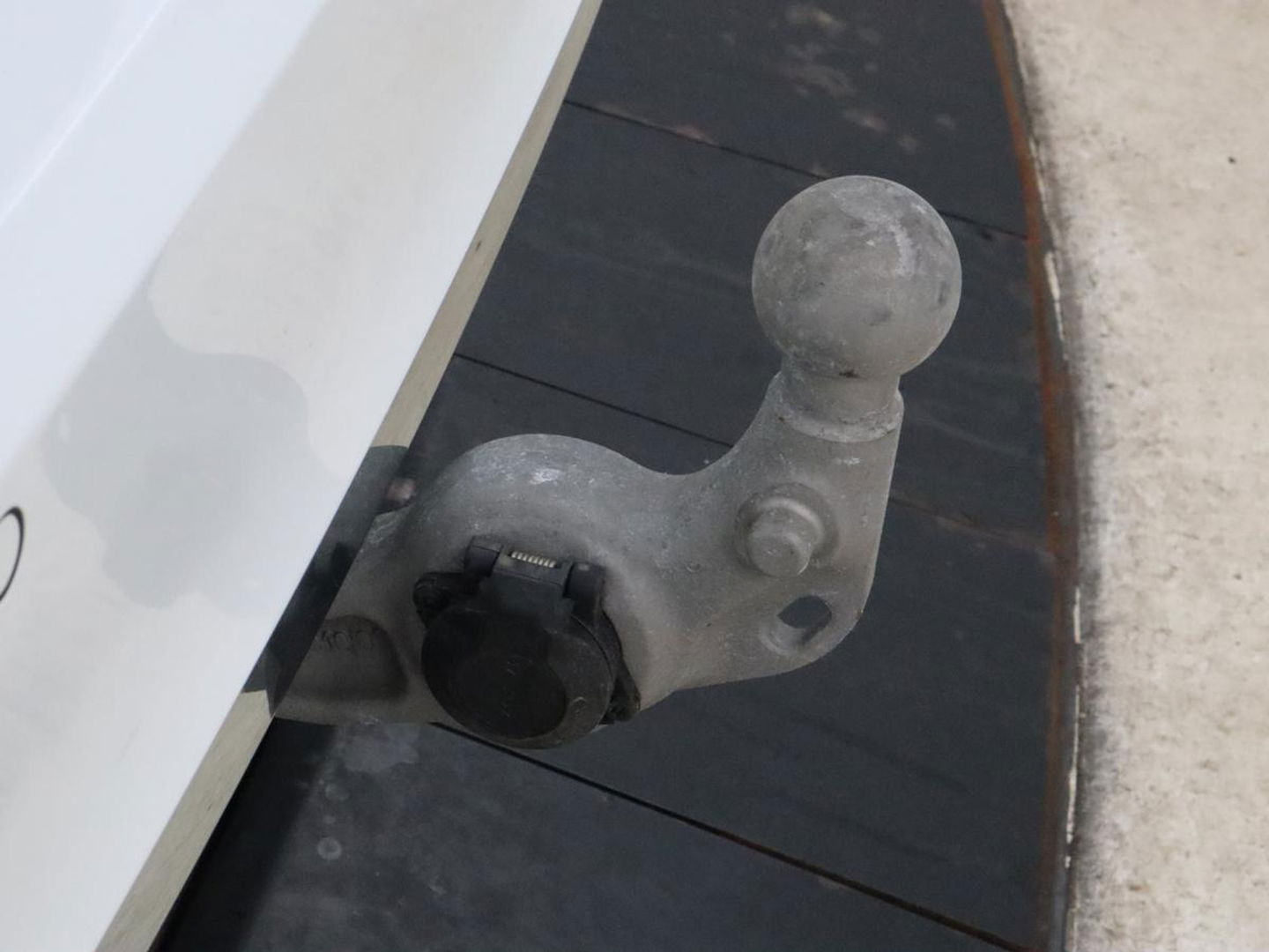 Volvo V90 2.0 T6 AWD Inscription Plug In | Panoramadak | Leder | Stoel & stuurverwarming | Trekhaak | Camera | Adaptive cruise | Carplay | Achterbankverwarming | 19'' | Harman/Kardon | PHEV