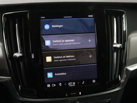 Volvo V90 2.0 T6 AWD Inscription Plug In | Panoramadak | Leder | Stoel & stuurverwarming | Trekhaak | Camera | Adaptive cruise | Carplay | Achterbankverwarming | 19'' | Harman/Kardon | PHEV