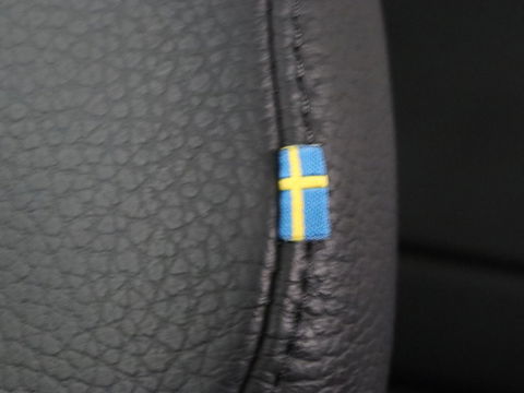 Volvo V90 2.0 T6 AWD Inscription Plug In | Panoramadak | Leder | Stoel & stuurverwarming | Trekhaak | Camera | Adaptive cruise | Carplay | Achterbankverwarming | 19'' | Harman/Kardon | PHEV