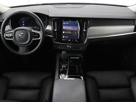 Volvo V90 2.0 T6 AWD Inscription Plug In | Panoramadak | Leder | Stoel & stuurverwarming | Trekhaak | Camera | Adaptive cruise | Carplay | Achterbankverwarming | 19'' | Harman/Kardon | PHEV