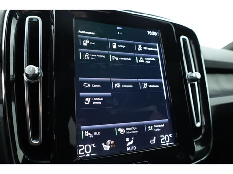 Volvo XC40 1.5 T5 Plug-in hybrid Ultimate Dark | Facelift | Pano-dak | 360 camera | H&K Audio | Adap. cruise | Blis | Elek. Stoelen |