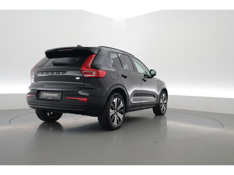 Volvo XC40 1.5 T5 Plug-in hybrid Ultimate Dark | Facelift | Pano-dak | 360 camera | H&K Audio | Adap. cruise | Blis | Elek. Stoelen |