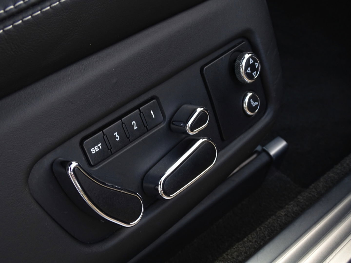 Bentley Continental GT 4.0 V8T S 507PK / Mulliner / LED