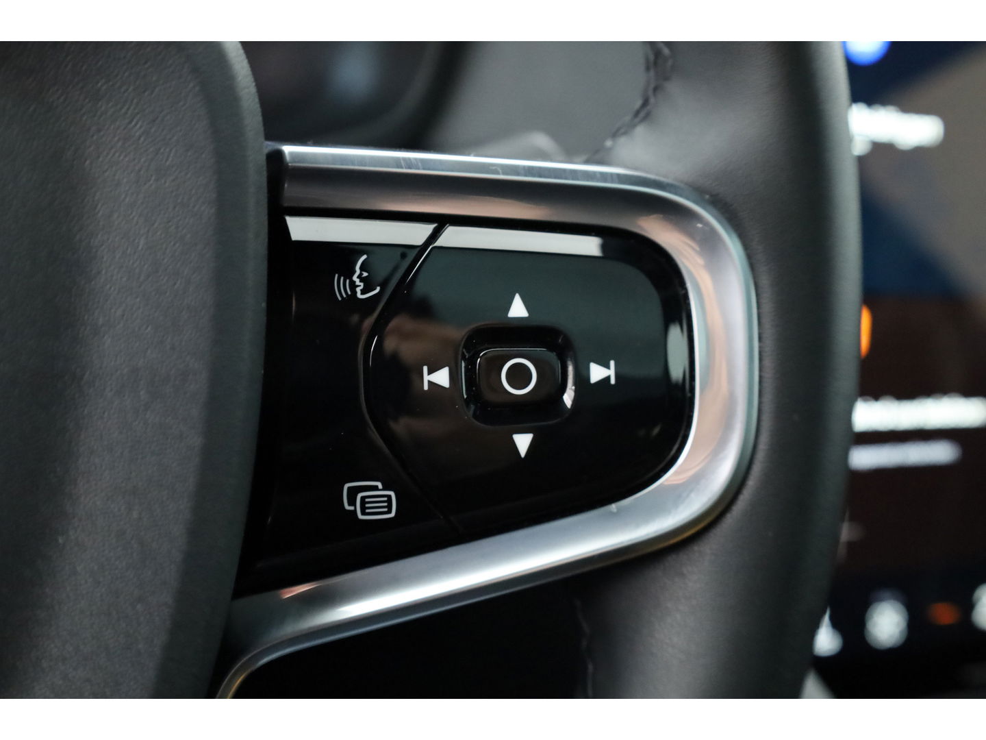 Polestar 2 Long Range Dual Motor Launch Edition 78kWh Performance Pack | Pano | Trekhaak | H&K Audio | 20'' | 4x Stoelverw. | Adapt. Cruise | 360cam