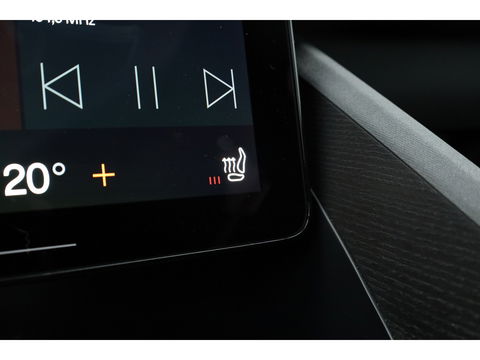 Polestar 2 Long Range Dual Motor Launch Edition 78kWh Performance Pack | Pano | Trekhaak | H&K Audio | 20'' | 4x Stoelverw. | Adapt. Cruise | 360cam