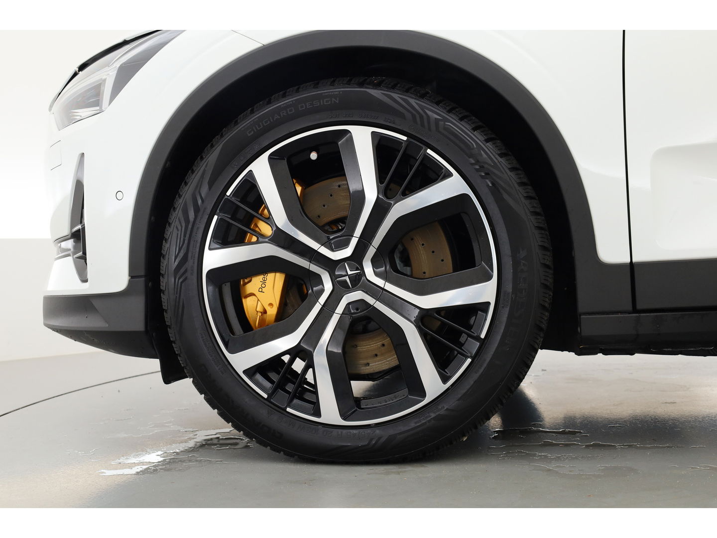 Polestar 2 Long Range Dual Motor Launch Edition 78kWh Performance Pack | Pano | Trekhaak | H&K Audio | 20'' | 4x Stoelverw. | Adapt. Cruise | 360cam