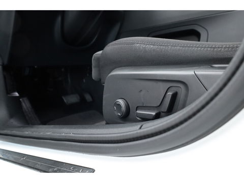 Polestar 2 Long Range Dual Motor Launch Edition 78kWh Performance Pack | Pano | Trekhaak | H&K Audio | 20'' | 4x Stoelverw. | Adapt. Cruise | 360cam