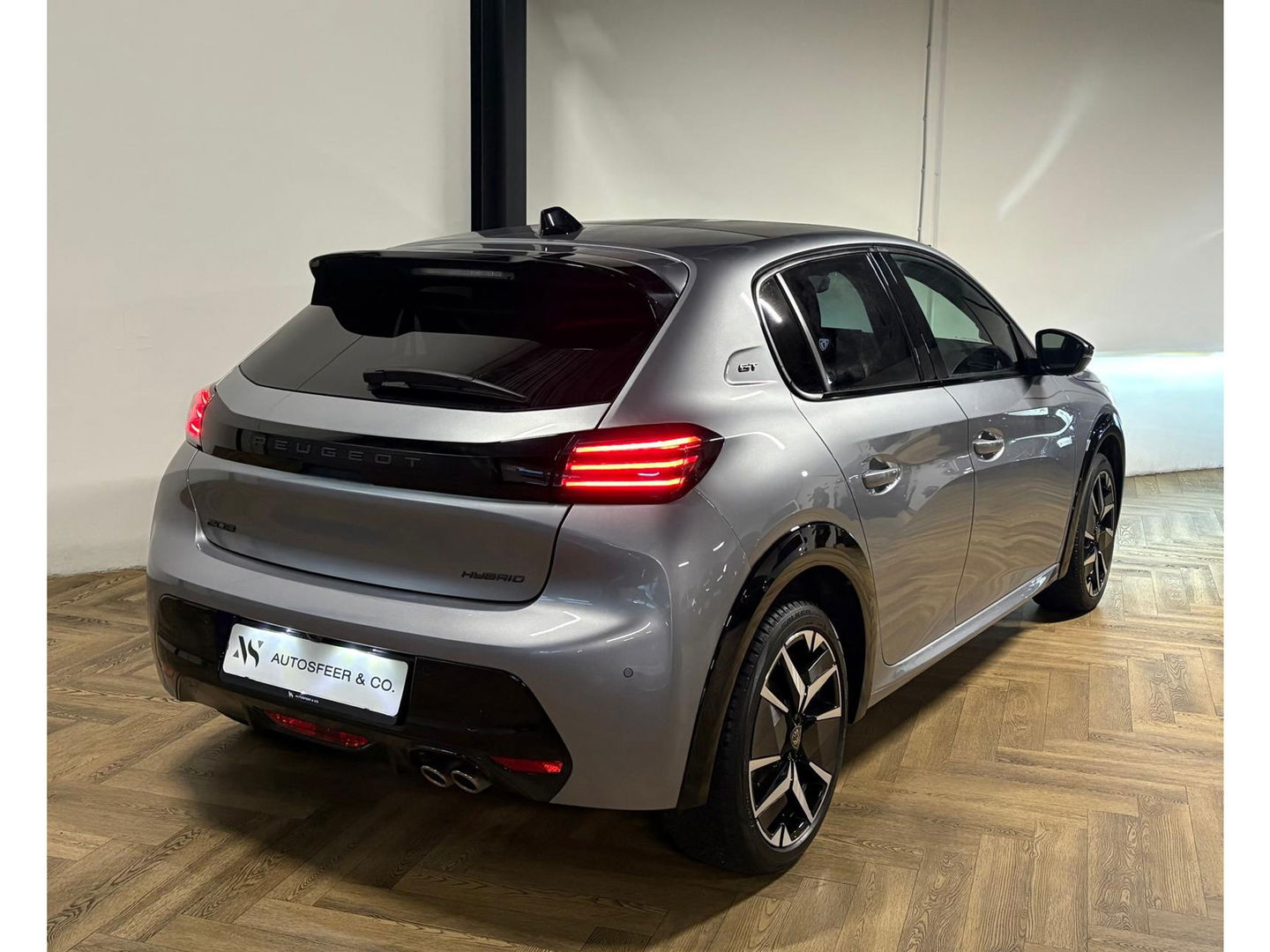 Peugeot 208 Hybrid 136 e-DCS6 GT PANO KEYLESS VOL'