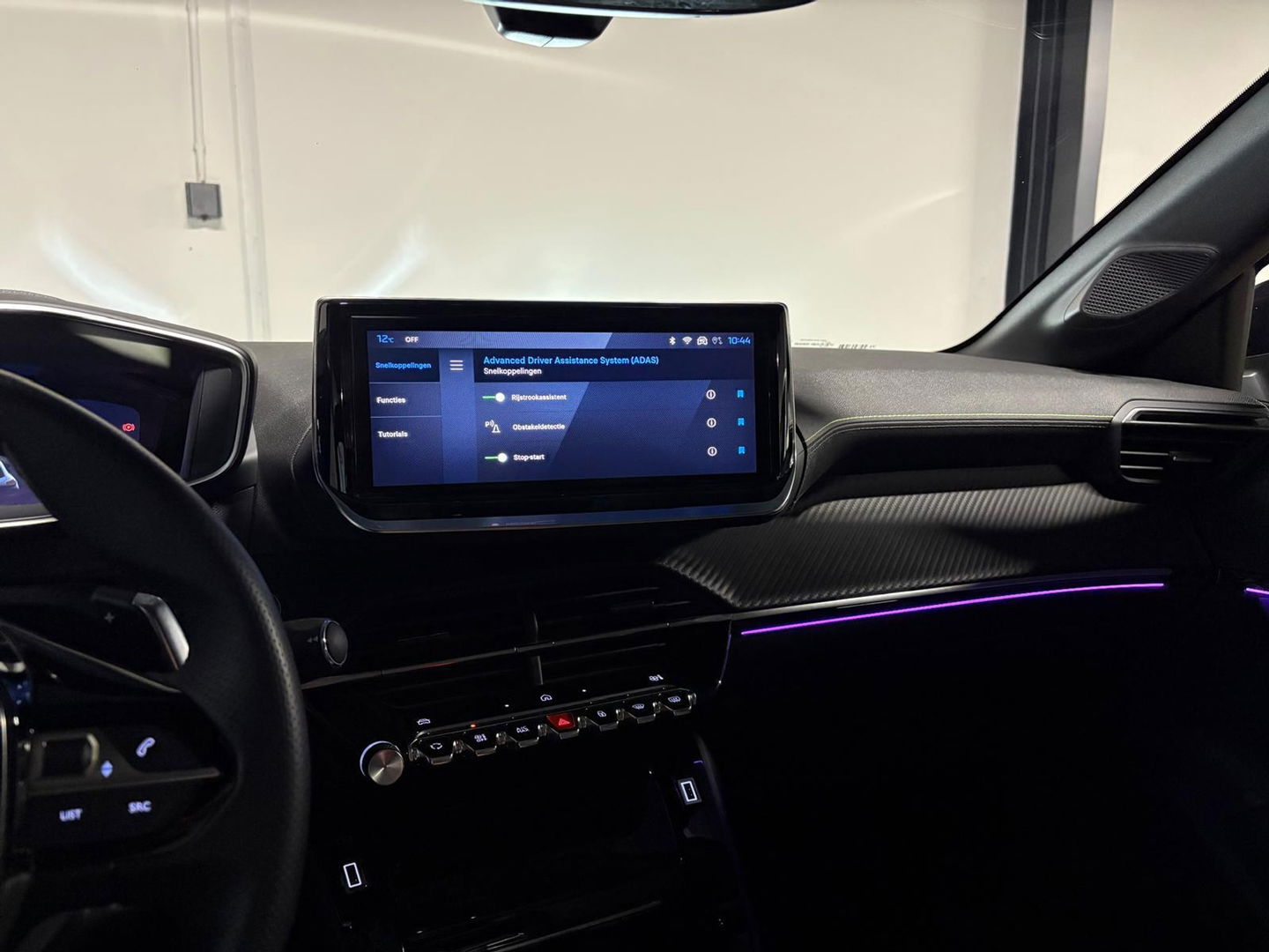 Peugeot 208 Hybrid 136 e-DCS6 GT PANO KEYLESS VOL'