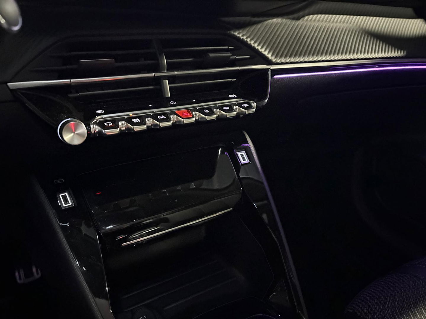 Peugeot 208 Hybrid 136 e-DCS6 GT PANO KEYLESS VOL'