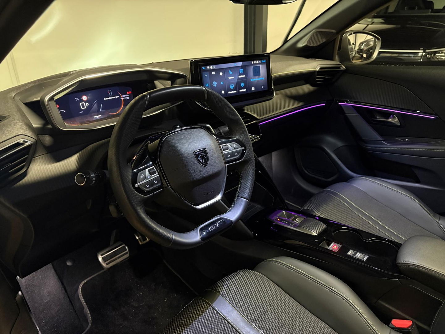 Peugeot 208 Hybrid 136 e-DCS6 GT PANO KEYLESS VOL'