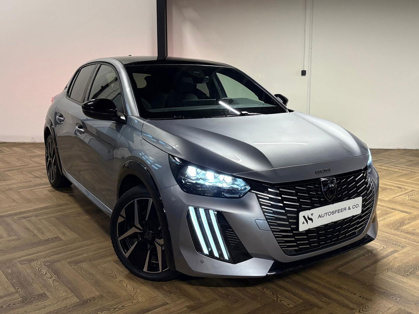 Peugeot 208 Hybrid 136 e-DCS6 GT PANO KEYLESS VOL'